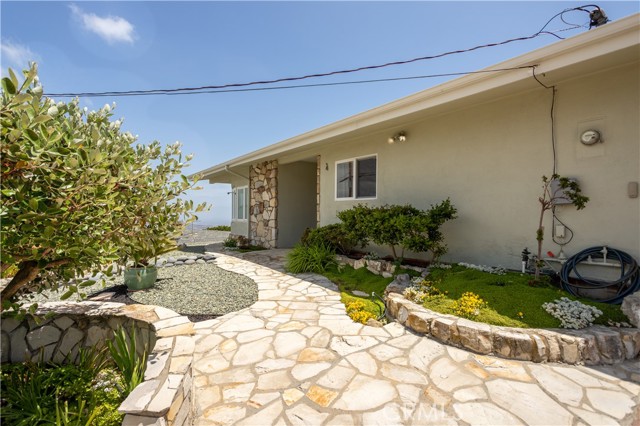 4 Coach Road, Rancho Palos Verdes, California 90275, 3 Bedrooms Bedrooms, ,2 BathroomsBathrooms,Residential,Sold,Coach,SB21125240