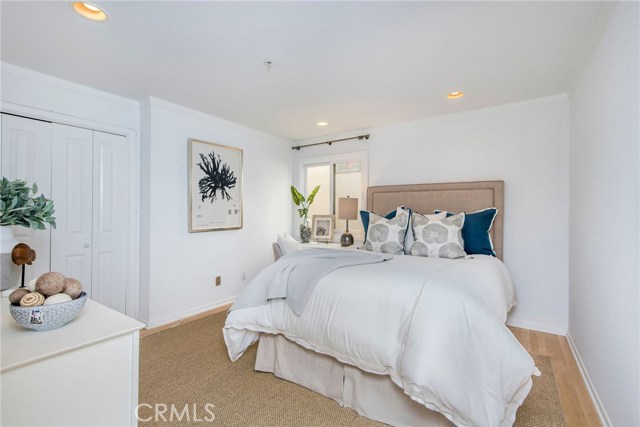 315 24th Street, Manhattan Beach, California 90266, 3 Bedrooms Bedrooms, ,3 BathroomsBathrooms,Residential,Sold,24th,SB19094149