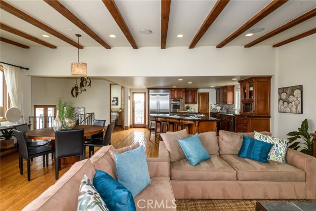 2934 Hermosa Avenue, Hermosa Beach, California 90254, 3 Bedrooms Bedrooms, ,3 BathroomsBathrooms,Residential,Sold,Hermosa,SB18080903
