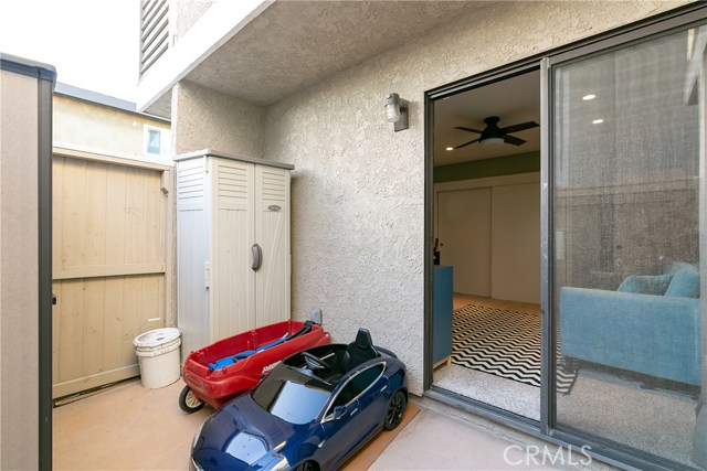 2408 Rockefeller Lane, Redondo Beach, California 90278, 3 Bedrooms Bedrooms, ,2 BathroomsBathrooms,Residential,Sold,Rockefeller,SB19003633
