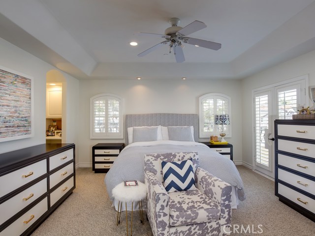 100 Irena Avenue, Redondo Beach, California 90277, 4 Bedrooms Bedrooms, ,3 BathroomsBathrooms,Residential,Sold,Irena,SB17089874