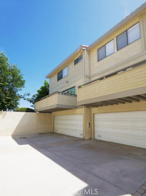 1111 Beryl Street, Redondo Beach, California 90277, 3 Bedrooms Bedrooms, ,2 BathroomsBathrooms,Residential,Sold,Beryl,SB21070325