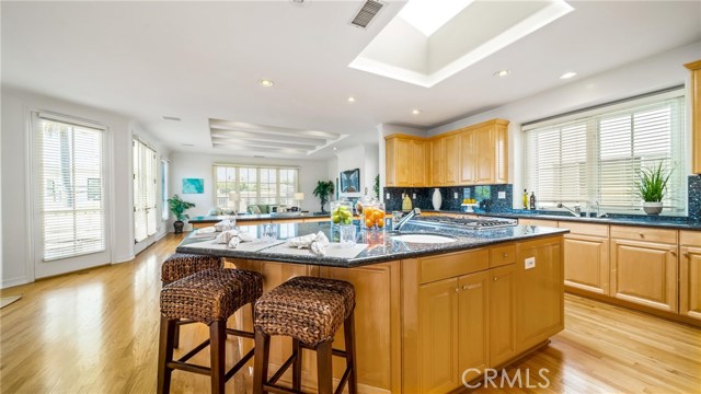 1002 5th Street, Hermosa Beach, California 90254, 5 Bedrooms Bedrooms, ,2 BathroomsBathrooms,Residential,Sold,5th,SB20139034