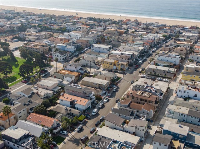 428 28th Street, Hermosa Beach, California 90254, 2 Bedrooms Bedrooms, ,1 BathroomBathrooms,Residential,Sold,28th,SB19275440
