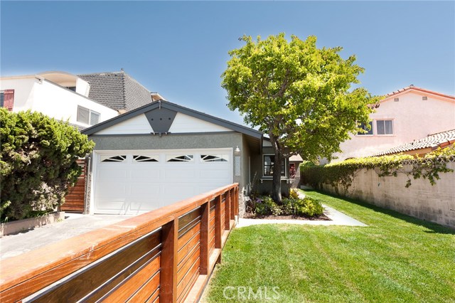 326 Prospect Avenue, Redondo Beach, California 90277, 3 Bedrooms Bedrooms, ,2 BathroomsBathrooms,Residential,Sold,Prospect,OC17090576