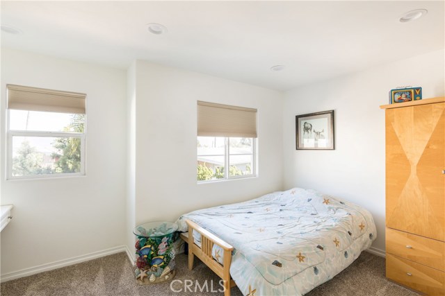 Bedroom 3 (also has a mountain view)