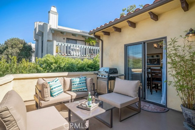 2104 Vanderbilt Lane, Redondo Beach, California 90278, 3 Bedrooms Bedrooms, ,3 BathroomsBathrooms,Residential,Sold,Vanderbilt,SB18228113
