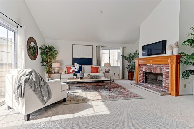 2311 Mathews Avenue, Redondo Beach, California 90278, 3 Bedrooms Bedrooms, ,2 BathroomsBathrooms,Residential,Sold,Mathews,SB17258751