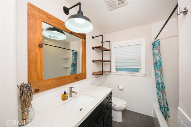 1829 Oak Avenue, Manhattan Beach, California 90266, 3 Bedrooms Bedrooms, ,2 BathroomsBathrooms,Residential,Sold,Oak,SB21146296