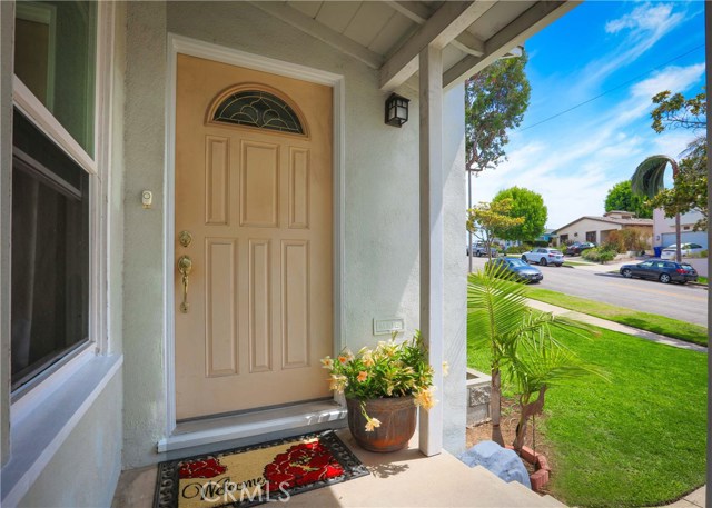 418 Lucia, Redondo Beach, California 90277, 3 Bedrooms Bedrooms, ,1 BathroomBathrooms,Residential,Sold,Lucia,SB17173865