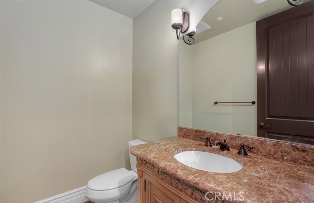 200 Avenue C, Redondo Beach, California 90277, 4 Bedrooms Bedrooms, ,2 BathroomsBathrooms,Residential,Sold,Avenue C,SB18107181