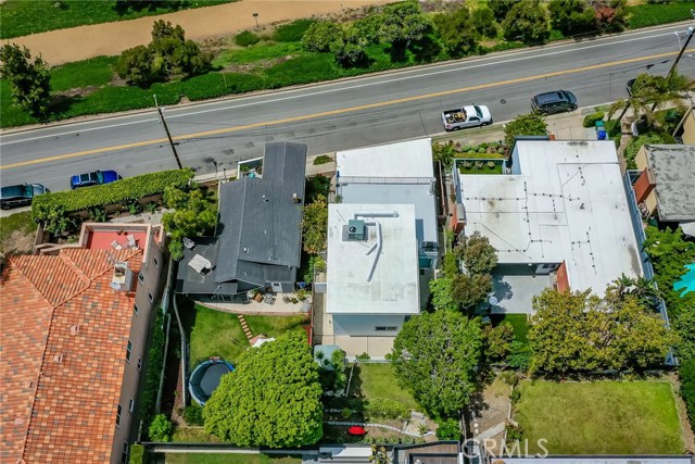 1944 Ardmore Avenue, Manhattan Beach, California 90266, 3 Bedrooms Bedrooms, ,2 BathroomsBathrooms,Residential,Sold,Ardmore,SB20111150