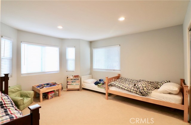 Second bedroom