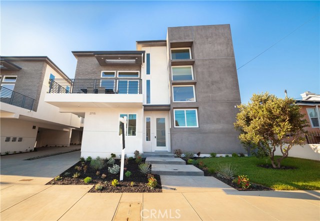 2713 Carnegie Lane, Redondo Beach, California 90278, 4 Bedrooms Bedrooms, ,4 BathroomsBathrooms,Residential,Sold,Carnegie,SB19254558