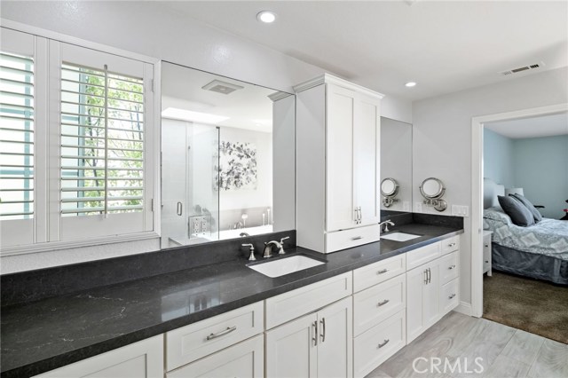 2013 Speyer Lane, Redondo Beach, California 90278, 4 Bedrooms Bedrooms, ,2 BathroomsBathrooms,Residential,Sold,Speyer,SB20168203