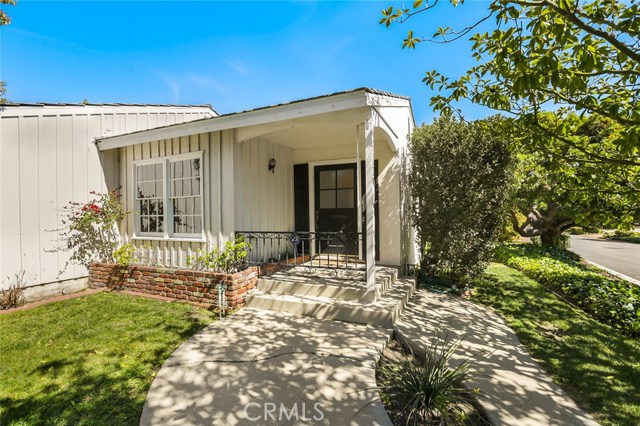 3901 Via Pavion, Palos Verdes Estates, California 90274, 3 Bedrooms Bedrooms, ,1 BathroomBathrooms,Residential,Sold,Via Pavion,SB19057948