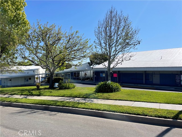 1209 Meadows Avenue, Manhattan Beach, California 90266, 3 Bedrooms Bedrooms, ,1 BathroomBathrooms,Residential,Sold,Meadows,SB21082507
