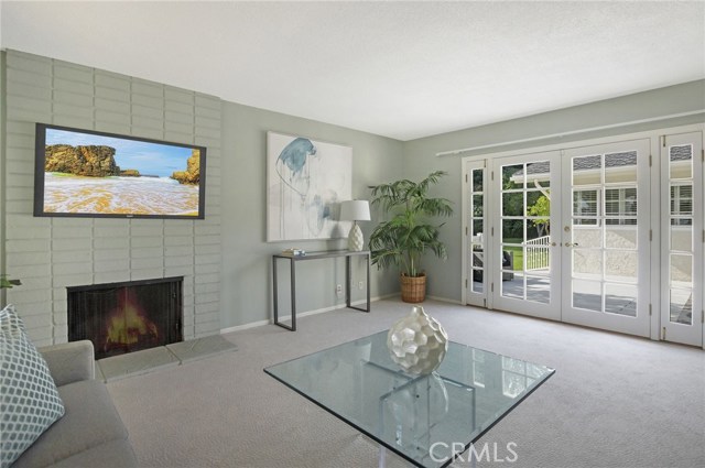 MORE NATURAL LIGHT IN LIVING SPACE