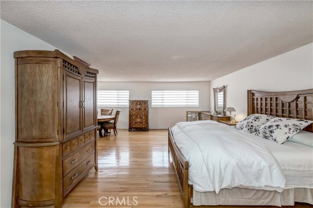 1720 Harriman Lane, Redondo Beach, California 90278, 4 Bedrooms Bedrooms, ,2 BathroomsBathrooms,Residential,Sold,Harriman,SB20111040