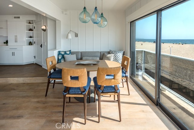 638 The Strand, Hermosa Beach, California 90254, 3 Bedrooms Bedrooms, ,2 BathroomsBathrooms,Residential,Sold,The Strand,SB17162847