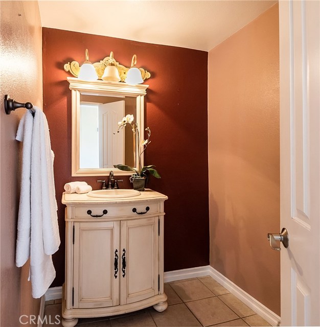 918 21st Street, Hermosa Beach, California 90254, 3 Bedrooms Bedrooms, ,2 BathroomsBathrooms,Residential,Sold,21st,SB19239432