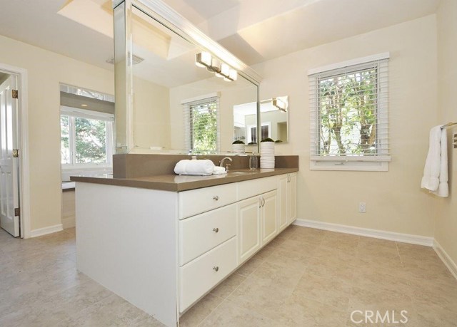 18 Via Porto Grande, Rancho Palos Verdes, California 90275, 5 Bedrooms Bedrooms, ,3 BathroomsBathrooms,Residential,Sold,Via Porto Grande,PV18254571
