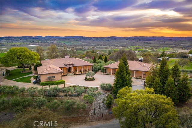 Detail Gallery Image 1 of 1 For 6075 High Ridge Rd, Paso Robles,  CA 93446 - 4 Beds | 4/1 Baths