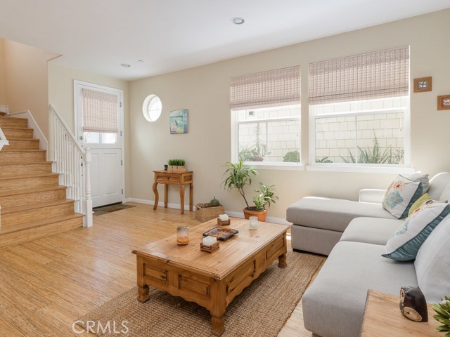 1800 Pacific Coast Highway, Redondo Beach, California 90277, 4 Bedrooms Bedrooms, ,2 BathroomsBathrooms,Residential,Sold,Pacific Coast,SB20149848