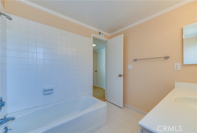 5669 Whitecliff Drive, Rancho Palos Verdes, California 90275, 4 Bedrooms Bedrooms, ,3 BathroomsBathrooms,Residential,Sold,Whitecliff,PV17220054