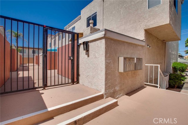 2310 Vanderbilt Lane, Redondo Beach, California 90278, 3 Bedrooms Bedrooms, ,3 BathroomsBathrooms,Residential,Sold,Vanderbilt,PV19269990