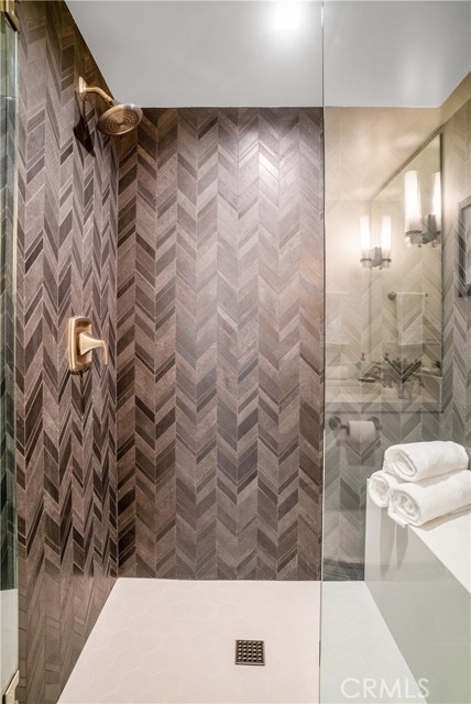 301 20th Street, Manhattan Beach, California 90266, 4 Bedrooms Bedrooms, ,5 BathroomsBathrooms,Residential,Sold,20th,SB19211056