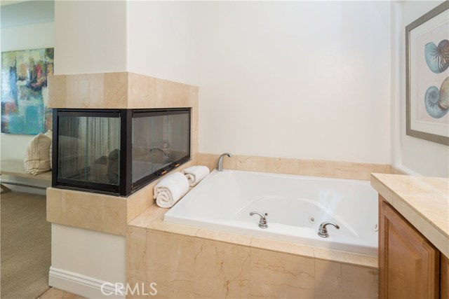 1461 12th Street, Manhattan Beach, California 90266, 3 Bedrooms Bedrooms, ,2 BathroomsBathrooms,Residential,Sold,12th,SB17108365