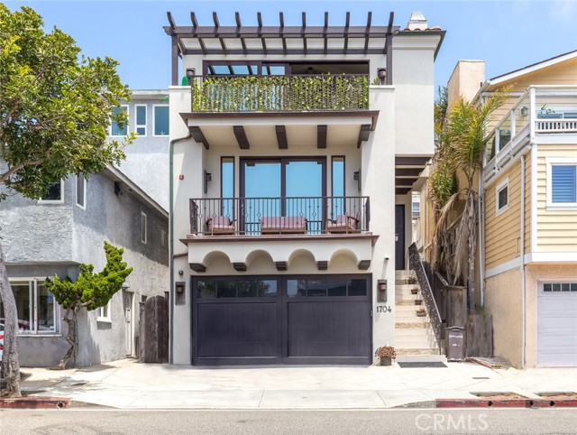 1704 Highland Avenue, Manhattan Beach, California 90266, 4 Bedrooms Bedrooms, ,4 BathroomsBathrooms,Residential,Sold,Highland,SB20075939