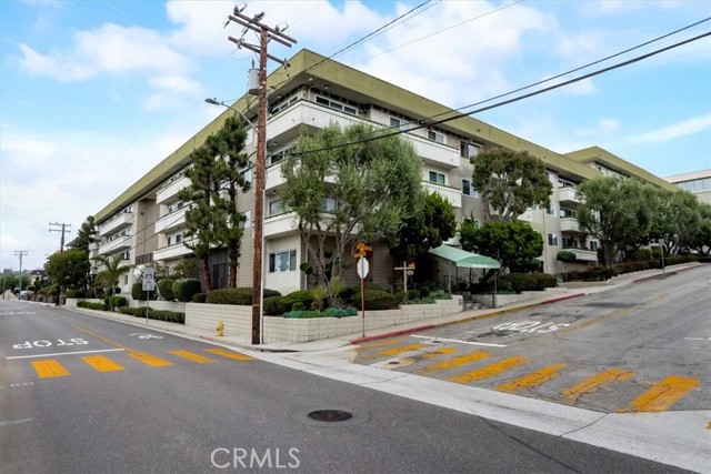 1600 Ardmore Avenue, Hermosa Beach, California 90254, 2 Bedrooms Bedrooms, ,2 BathroomsBathrooms,Residential,Sold,Ardmore,SB21134879