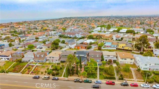 817 Anita Street, Redondo Beach, California 90278, 4 Bedrooms Bedrooms, ,2 BathroomsBathrooms,Residential,Sold,Anita,SB19130394