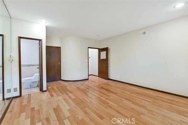 512 Knob Hill Avenue, Redondo Beach, California 90277, 4 Bedrooms Bedrooms, ,2 BathroomsBathrooms,Residential,Sold,Knob Hill,SB21044060