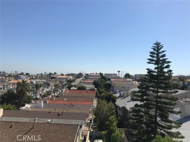 1287 7th Place, Hermosa Beach, California 90254, 4 Bedrooms Bedrooms, ,3 BathroomsBathrooms,Residential,Sold,7th,TR19240895