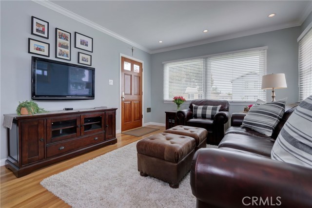3000 Blaisdell Avenue, Redondo Beach, California 90278, 3 Bedrooms Bedrooms, ,1 BathroomBathrooms,Residential,Sold,Blaisdell,SB19150841