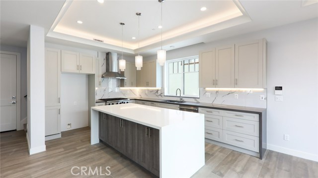 1917 Farrell Avenue, Redondo Beach, California 90278, 4 Bedrooms Bedrooms, ,3 BathroomsBathrooms,Residential,Sold,Farrell,PV20259109