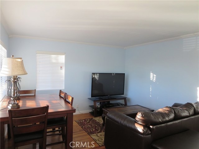 828 Lucia Avenue, Redondo Beach, California 90277, 3 Bedrooms Bedrooms, ,2 BathroomsBathrooms,Residential,Sold,Lucia,PV18117040