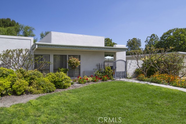 Photo of 2074 Rhonda Granada #E, Laguna Woods, CA 92637