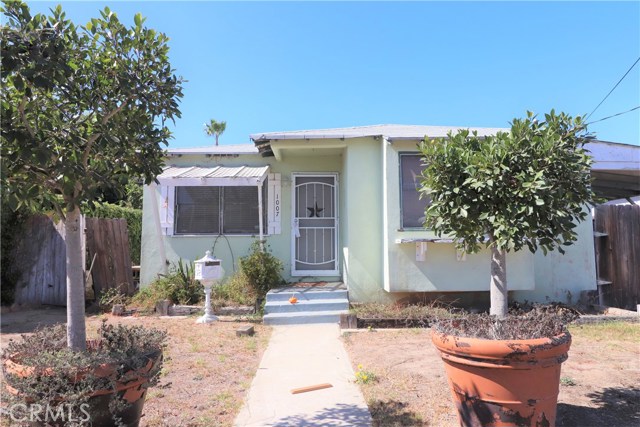 1007 Prospect Avenue, Redondo Beach, California 90277, 2 Bedrooms Bedrooms, ,1 BathroomBathrooms,Residential,Sold,Prospect,SB19009114