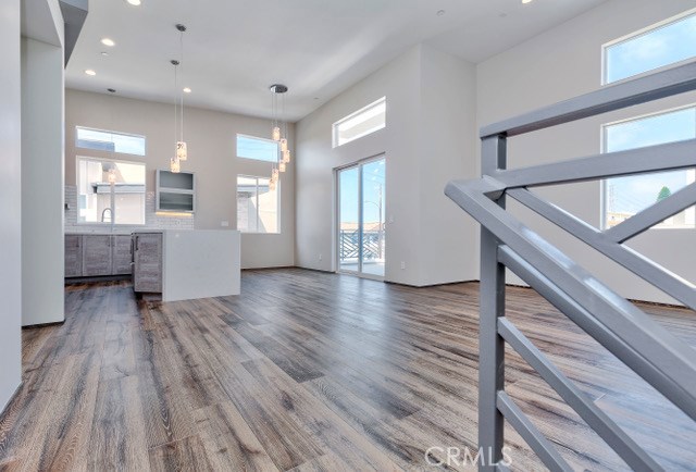 2520 Nelson Avenue, Redondo Beach, California 90278, 4 Bedrooms Bedrooms, ,3 BathroomsBathrooms,Residential,Sold,Nelson,PV17221632