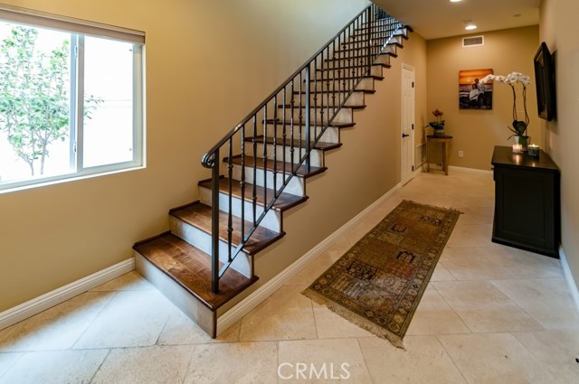 619 Broadway, Redondo Beach, California 90277, 3 Bedrooms Bedrooms, ,2 BathroomsBathrooms,Residential,Sold,Broadway,SB17102336