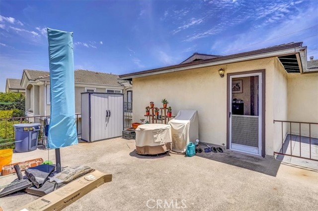 2204 Voorhees Avenue, Redondo Beach, California 90278, ,Residential Income,Sold,Voorhees,SB21134968