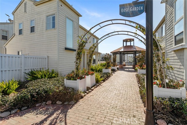 1800 Pacific Coast Highway, Redondo Beach, California 90277, 3 Bedrooms Bedrooms, ,1 BathroomBathrooms,Residential,Sold,Pacific Coast,PV21021931