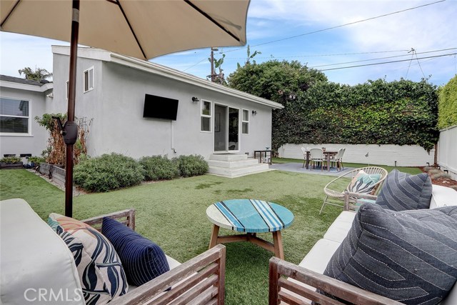 418 Meadows Avenue, Manhattan Beach, California 90266, 3 Bedrooms Bedrooms, ,2 BathroomsBathrooms,Residential,Sold,Meadows,SB20150210