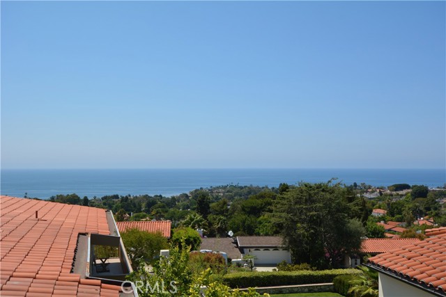 1129 Via Zumaya, Palos Verdes Estates, California 90274, 4 Bedrooms Bedrooms, ,3 BathroomsBathrooms,Residential,Sold,Via Zumaya,PW21178054