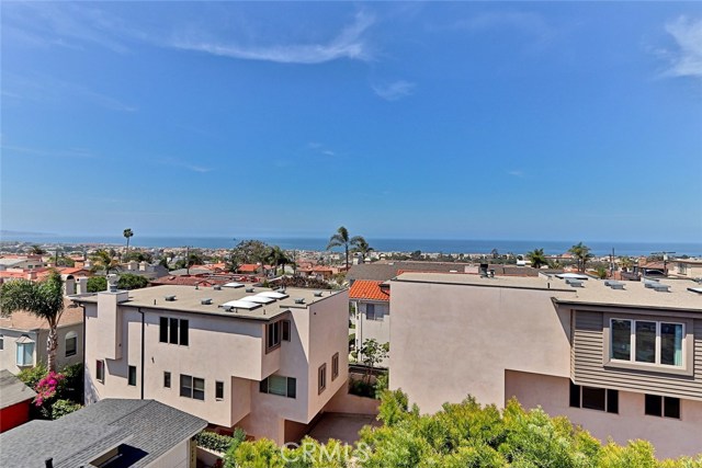 1633 Prospect Avenue, Hermosa Beach, California 90254, 3 Bedrooms Bedrooms, ,3 BathroomsBathrooms,Residential,Sold,Prospect,SB17104891