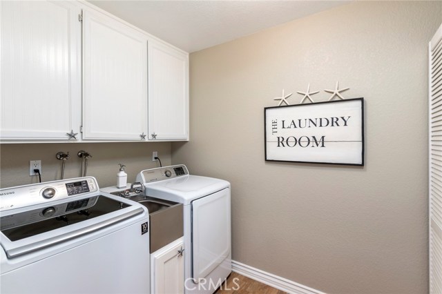 211 Helberta Avenue, Redondo Beach, California 90277, 2 Bedrooms Bedrooms, ,2 BathroomsBathrooms,Residential,Sold,Helberta,RS18145778